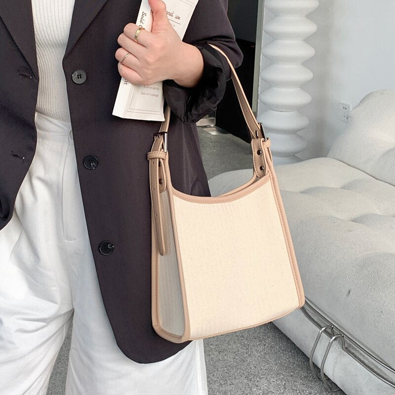 Arken | Mini Schultertasche Carlize