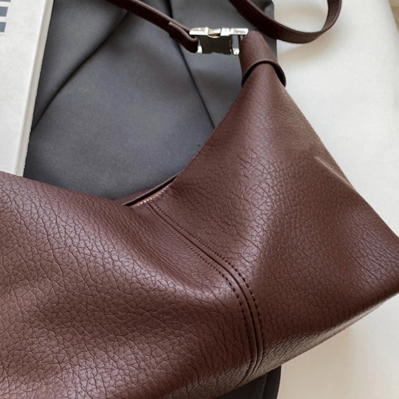 Arken | Roly Crossbody Bag