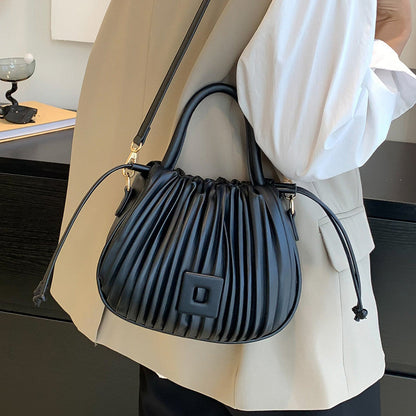 Arken | Plissierte Handtasche Orie