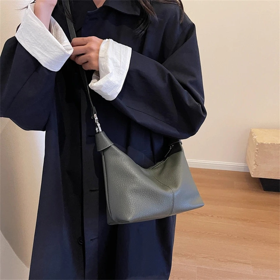 Arken | Roly Crossbody Bag