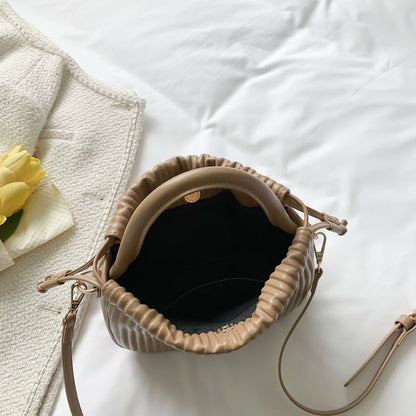 Arken | Plissierte Handtasche Orie