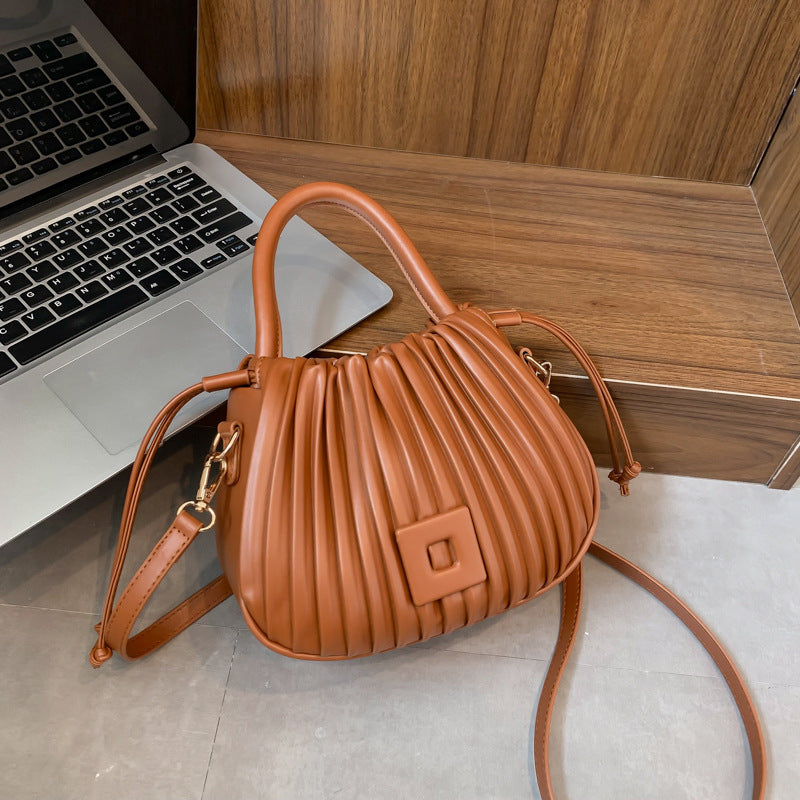 Arken | Plissierte Handtasche Orie