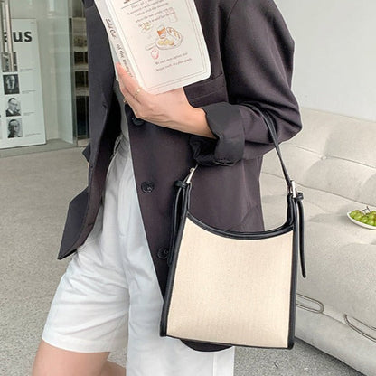 Arken | Mini Schultertasche Carlize