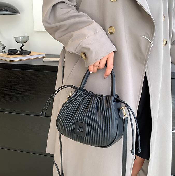 Arken | Plissierte Handtasche Orie