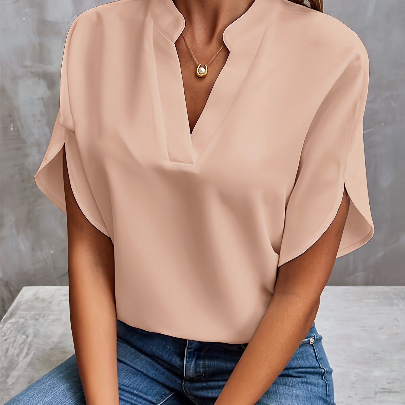 Arken | Beth Flared Sleeve Bluse