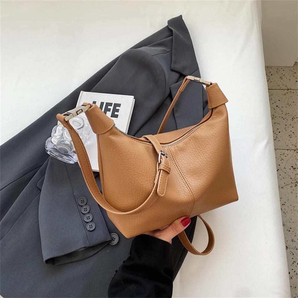 Arken | Roly Crossbody Bag