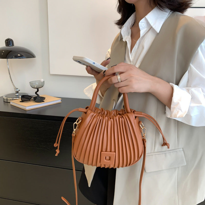 Arken | Plissierte Handtasche Orie